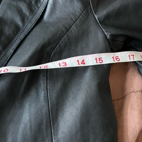 Reiss vintage elegant black leather coat with button front size XSmall - Picture 10 of 14